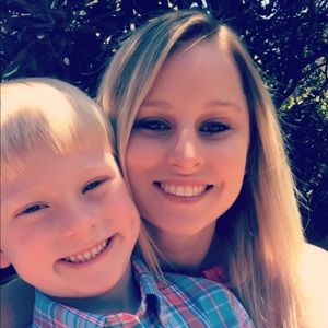 Meet your Posher, Candice